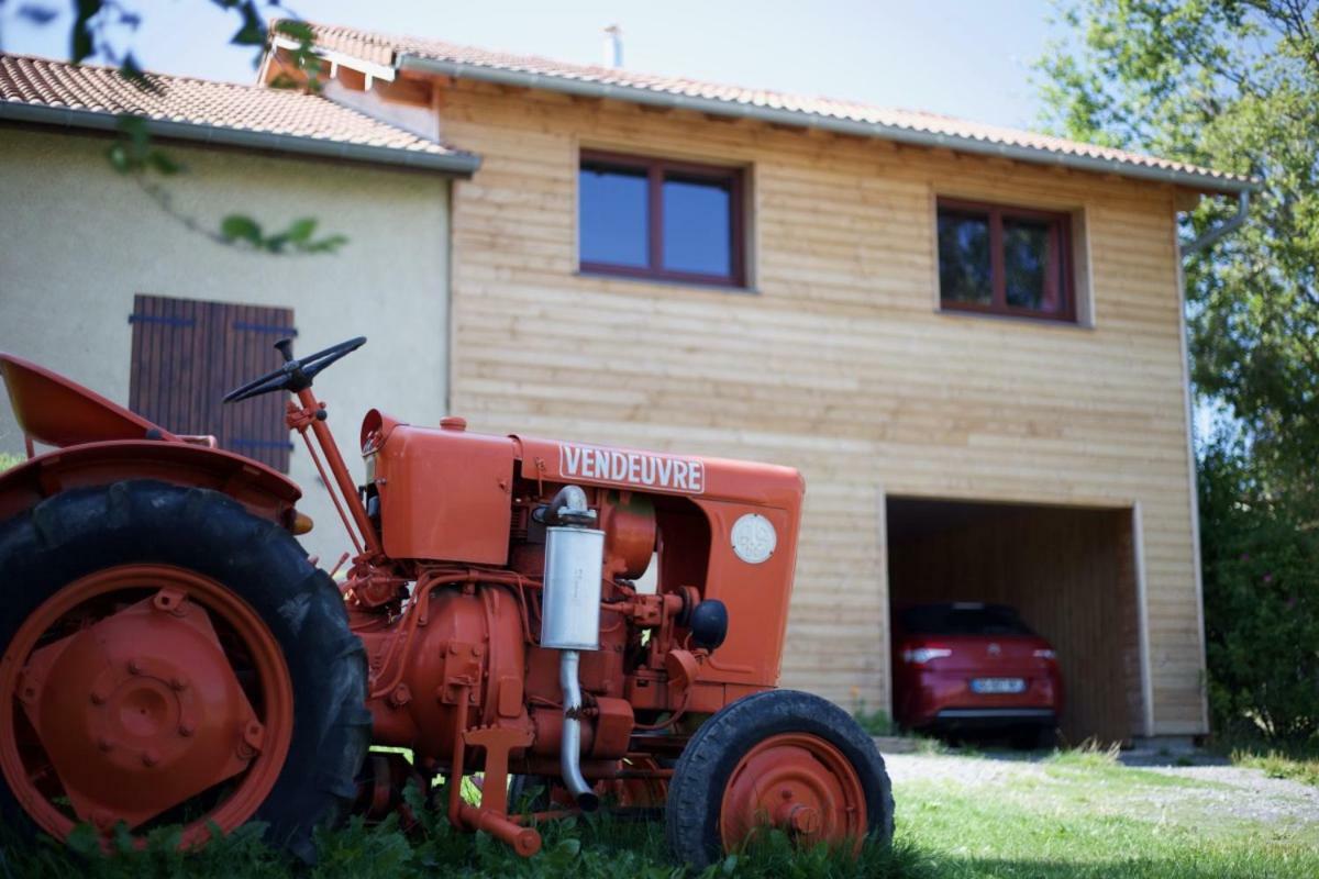 Gite La Ferme De Baffour La Chaise-Dieu Exterior photo
