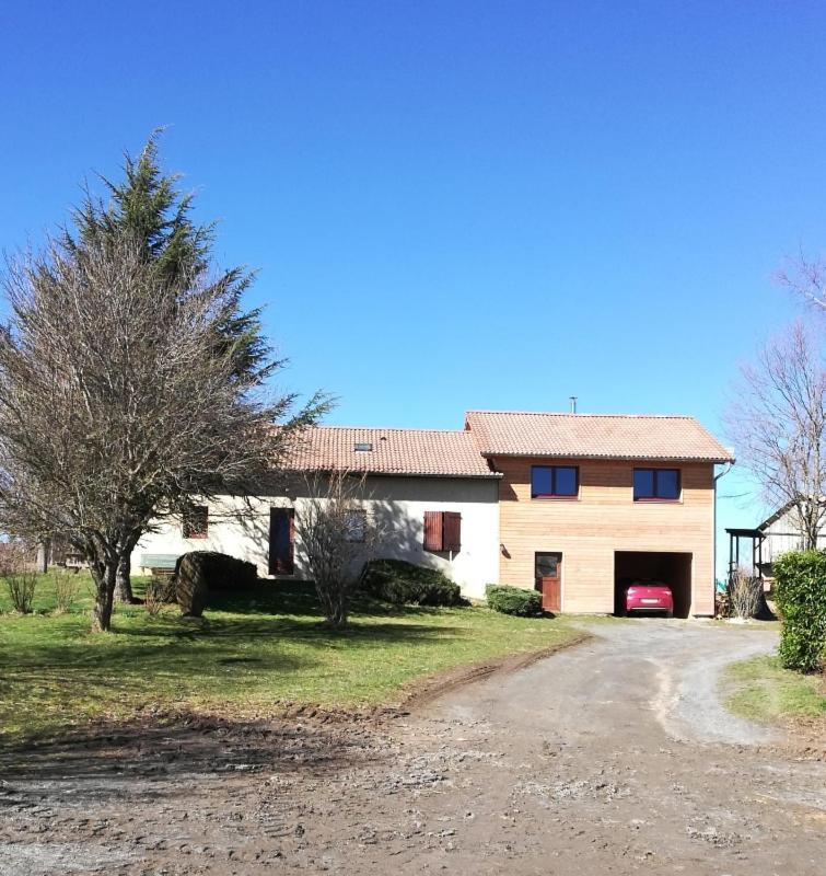 Gite La Ferme De Baffour La Chaise-Dieu Exterior photo